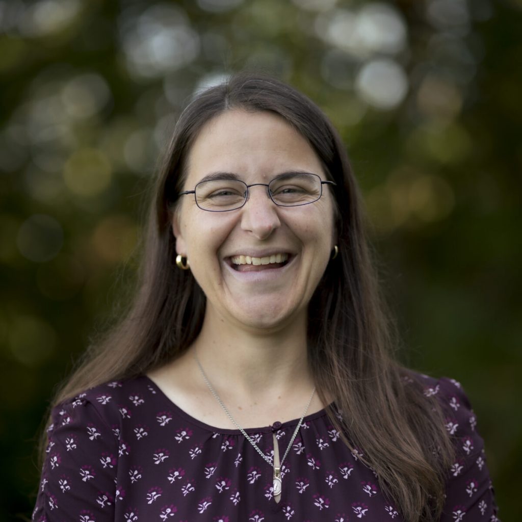 Ms. Maria Knuth, CRC